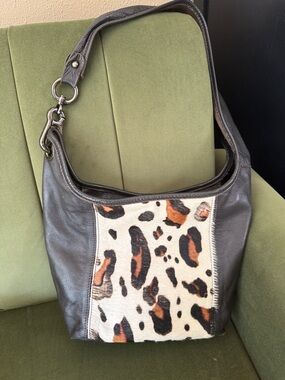 Brown Leather Shoulder Bag with Leopard Haircalf Panel